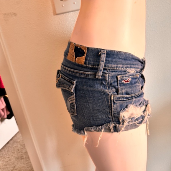 Hollister Jean shorts - Picture 7 of 8